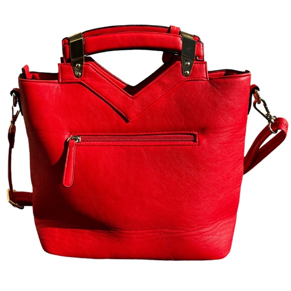 Versace 1969 Abbigliamento Sportivo
SRL Milano Italia | Color: Red - Picture 3 of 10